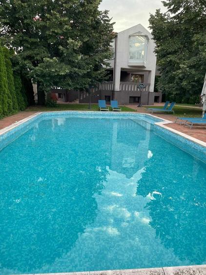 Casă cu 4 camere în George Bacovia
