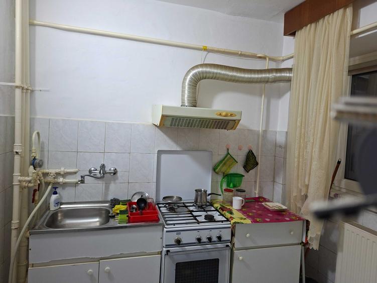 Garsonieră decomandată în Calarași 4
