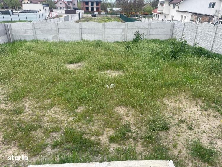 Casă cu 3 camere în Preajba