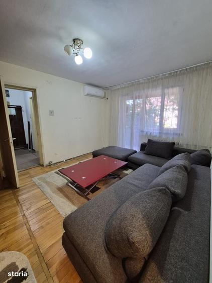 Apartament cu 2 camere semidecomandat în 1 Mai