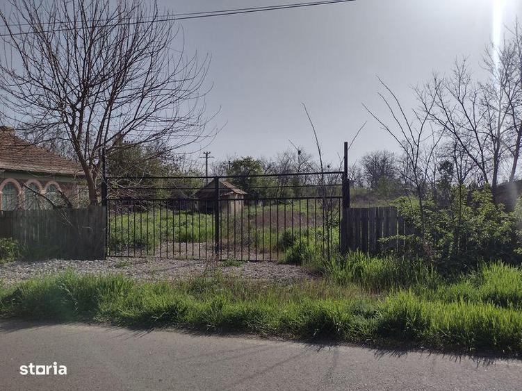 Teren intravilan 2.566 mp. in loc. Romanu, jud. Braila zona centrala. - 1