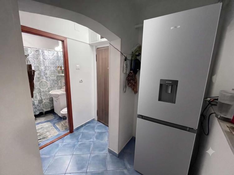 Apartament cu 3 camere decomandat în Vest