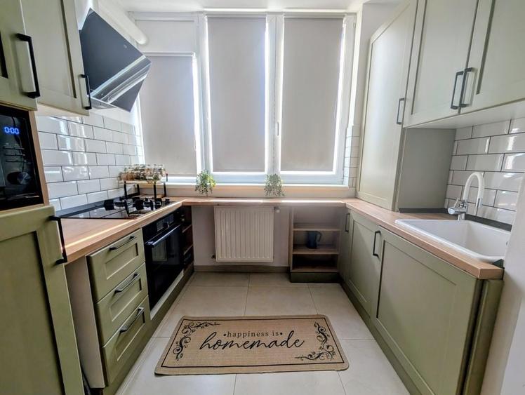 Apartament cu 3 camere decomandat în Ultracentral