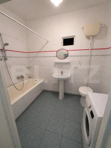 Casă cu 2 camere cu Teren 809 Mp în Central