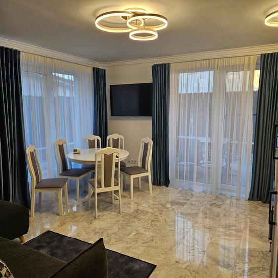 Casă cu 4 camere cu Teren 180 Mp în Florești