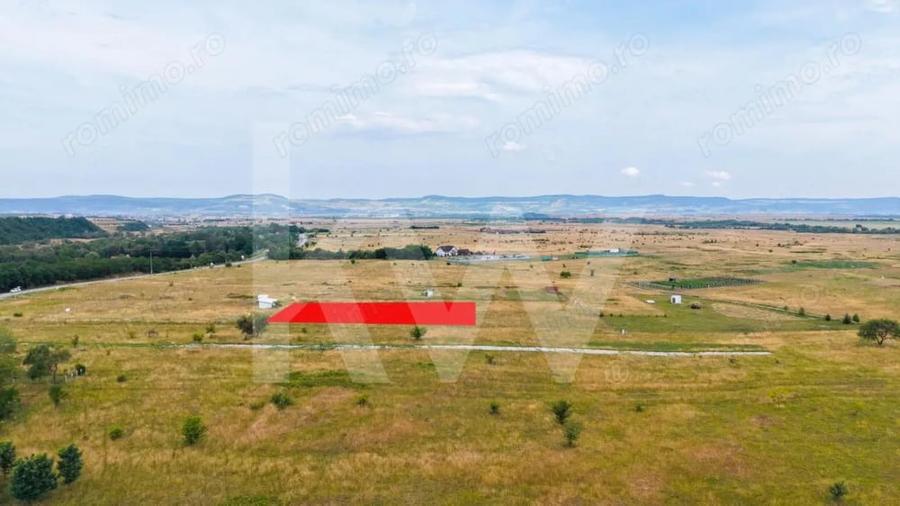Teren cu priveli?te spectaculoasa spre Mun?ii Fagara?- Valea Avrigului - 4