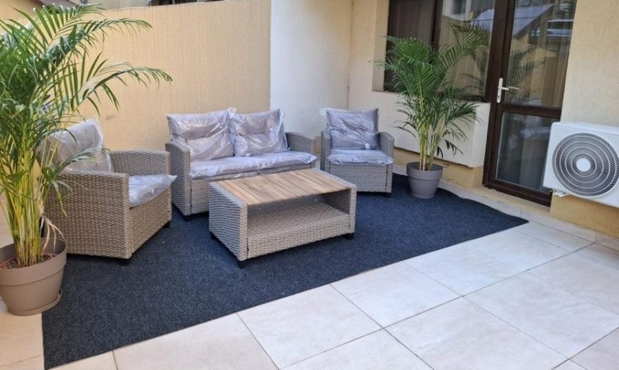 Apartament cu 2 camere decomandat, mobilat în Nicolina