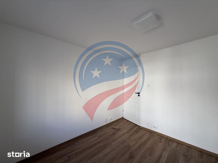 Apartament cu 4 camere decomandat în 1 Mai