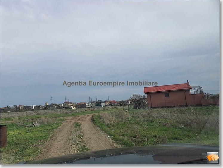 Teren Construcții intravilan de 4500 mp, în Periferie