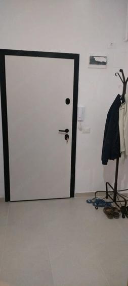 Apartament cu 2 camere decomandat în Titan