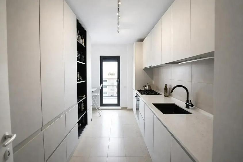 Apartament cu 3 camere decomandat în Domenii