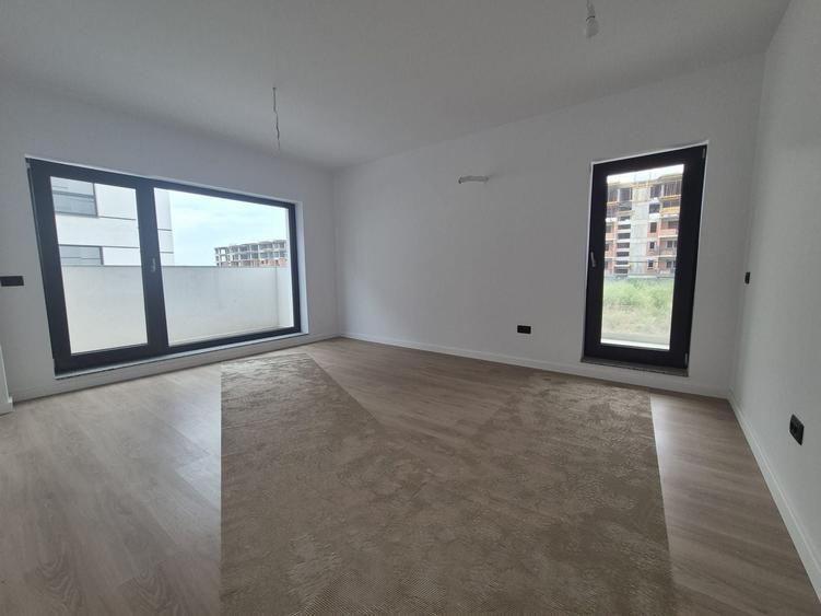 Apartament cu 3 camere decomandat în Theodor Pallady