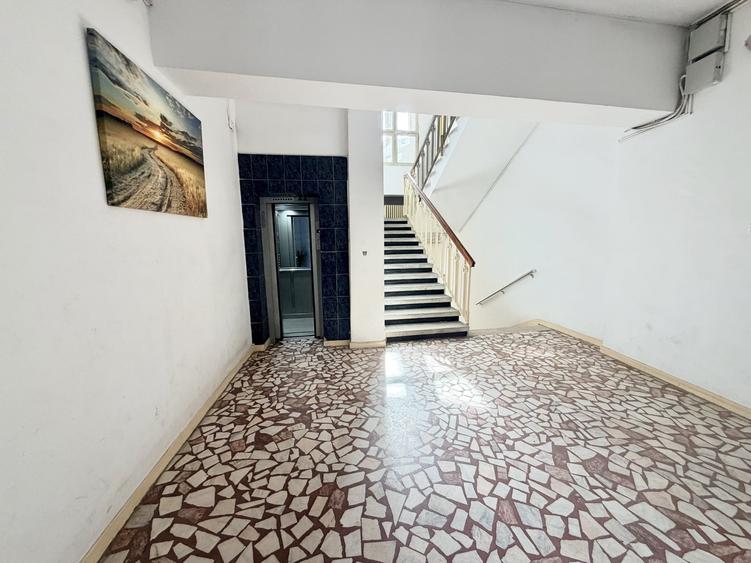 Apartament cu 2 camere decomandat, mobilat în Libertății