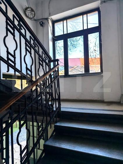 Apartament cu 3 camere decomandat, mobilat în Sinaia