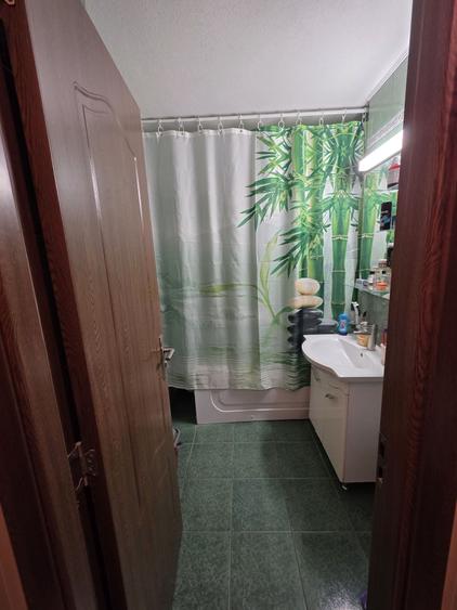 Inchiriez Apartament cu 2 camere - Langa Primarie - 8
