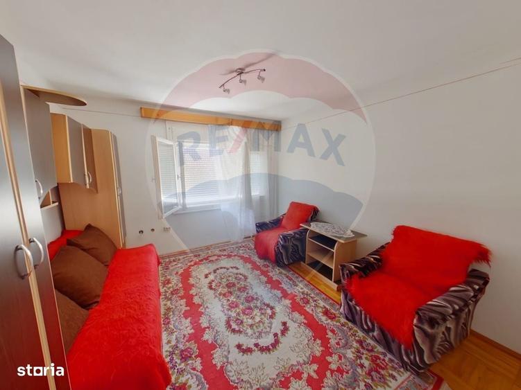 Casă cu 4 camere în Rona de Sus
