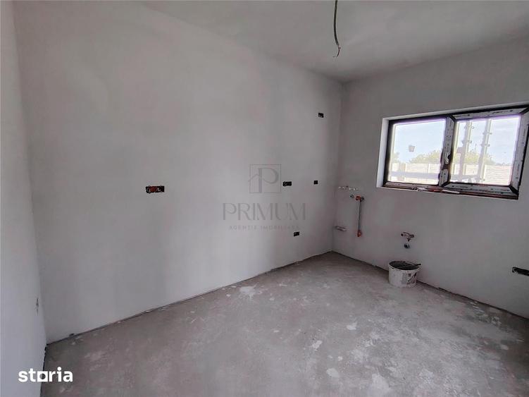 DUPLEX SPATIOS - 5 CAMERE - FINISAJE LA CERERE - 7