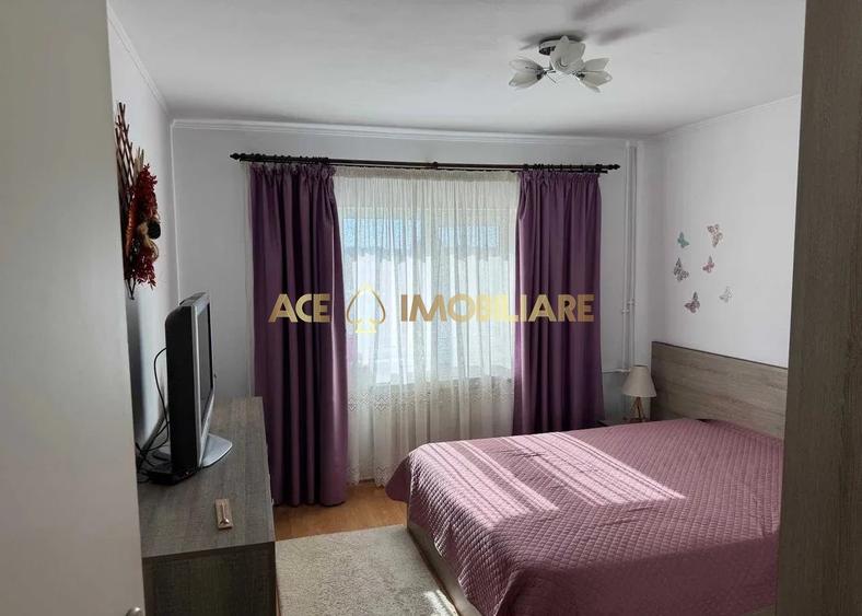 Apartament cu 3 camere decomandat, mobilat în Drumul Taberei