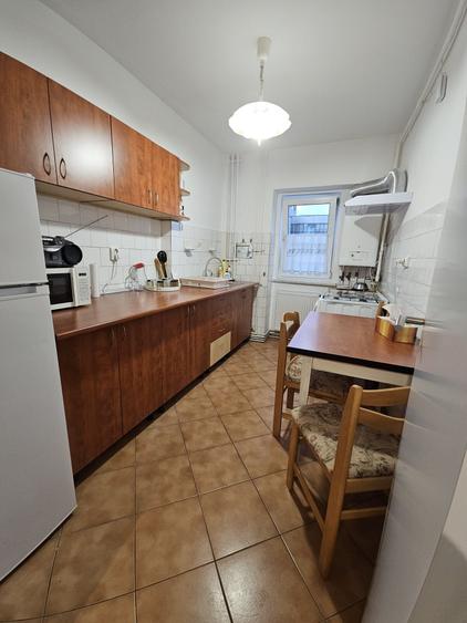 Apartament cu 3 camere decomandat în Mărăști