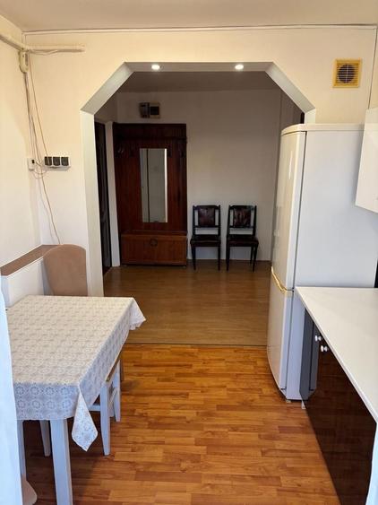 Apartament cu 2 camere decomandat în Complex Studențesc