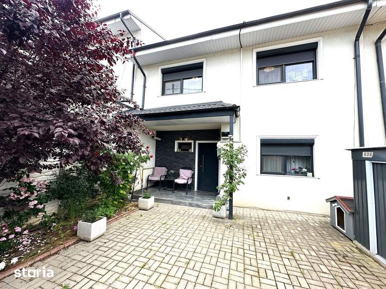 Casă cu 5 camere cu Teren 209 Mp în Corbeanca