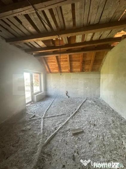 Casa pretabila pensiune/hotel , la rosu, Radauti - 1