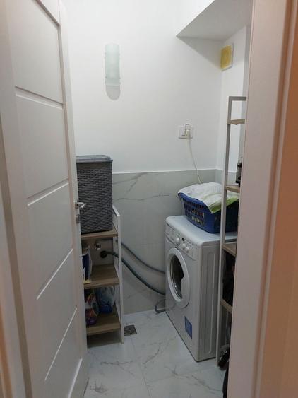 Apartament cu 3 camere decomandat în Valea Lupului