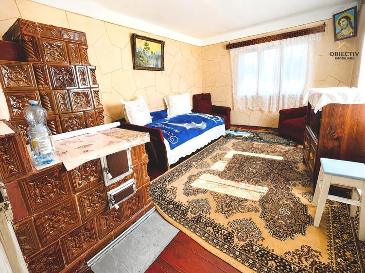 Casă individuală cu 5 camere cu Garaj în Vânători-Neamț