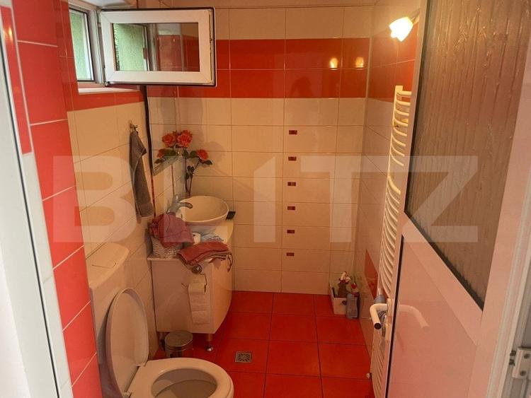 Casă individuală cu 4 camere cu Canalizare în Micești