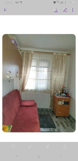 Apartament cu 3 camere în Dâmbovița
