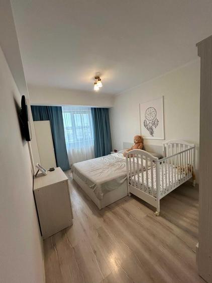 Apartament cu 3 camere decomandat în Chiajna