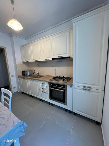 Apartament cu 2 camere decomandat, mobilat în Est