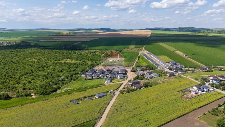 Teren Construcții intravilan de 500 mp, în Holboca