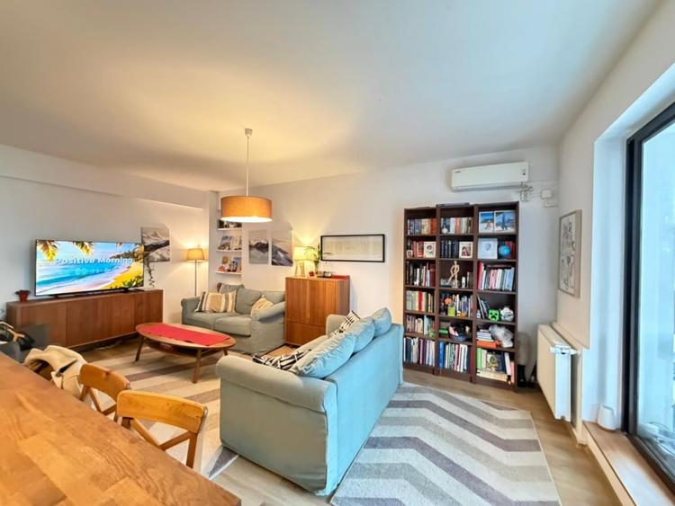 Apartament cu 4 camere decomandat, mobilat în Bragadiru