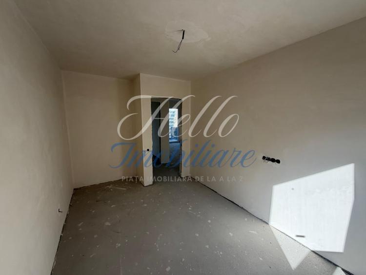 Apartament cu 3 camere semidecomandat în Zorilor