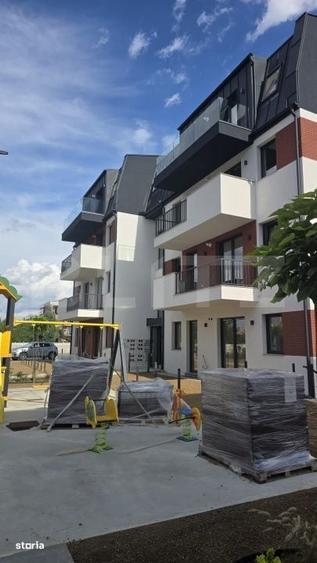 Apartament cu 3 camere în Ciupercenii Noi