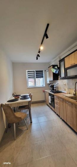 Apartament de 2 camere, decomandat, parcare, str Porii - 8