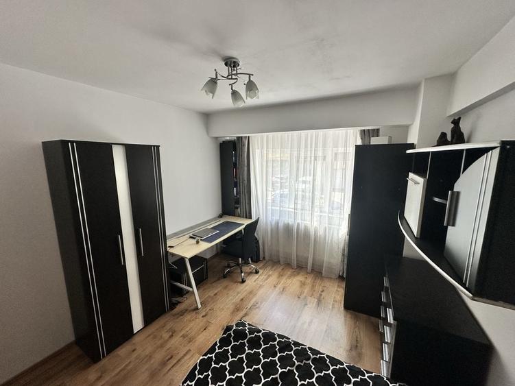 [Proprietar] Inchiriez apartament cu 2 dormitoare, Edgar Quinet, etaj 1 - 3
