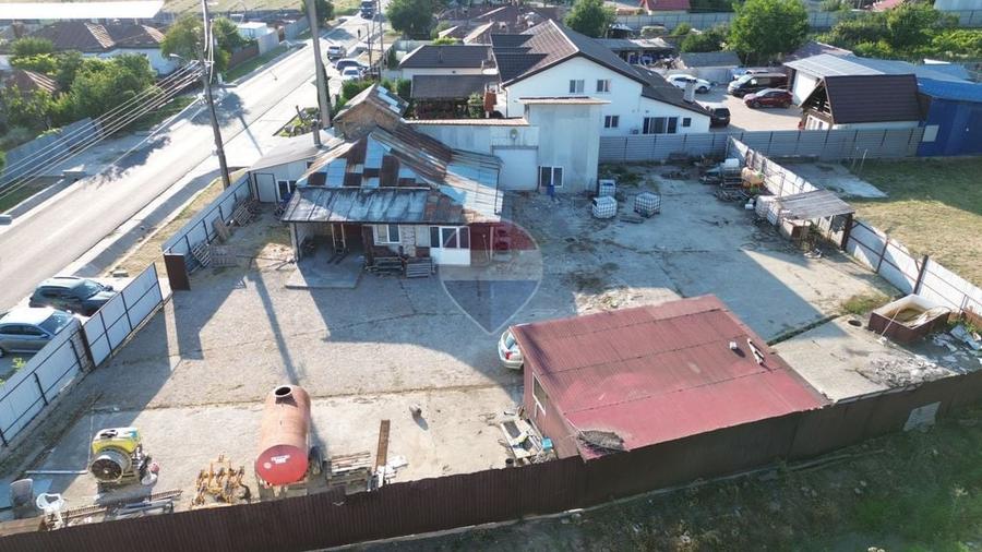 Spațiu comercial, de 200 mp, în Bolotești