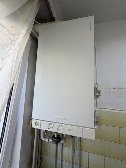 Apartament cu 2 camere nedecomandat în Central