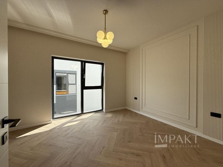 Duplex cu 4 camere cu Canalizare în Chinteni