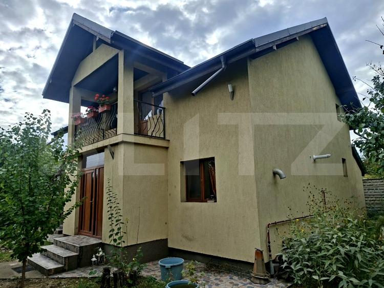 Casă individuală cu 4 camere cu Canalizare în Bariera Vâlcii