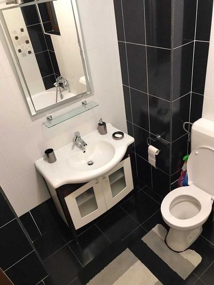 Apartament cu 2 camere semidecomandat în Berceni