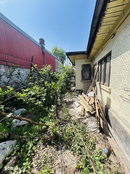 Casă cu 3 camere cu Teren 437 Mp în Andronache