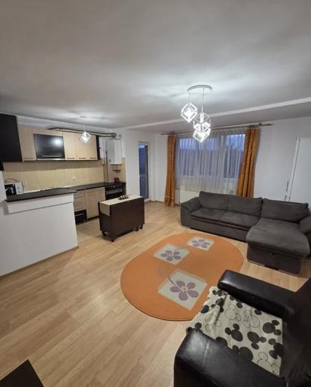 Apartament cu 2 camere semidecomandat, mobilat în Florești — fotografia 1
