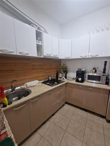 Casă cu 3 camere cu Teren 243 Mp în Central