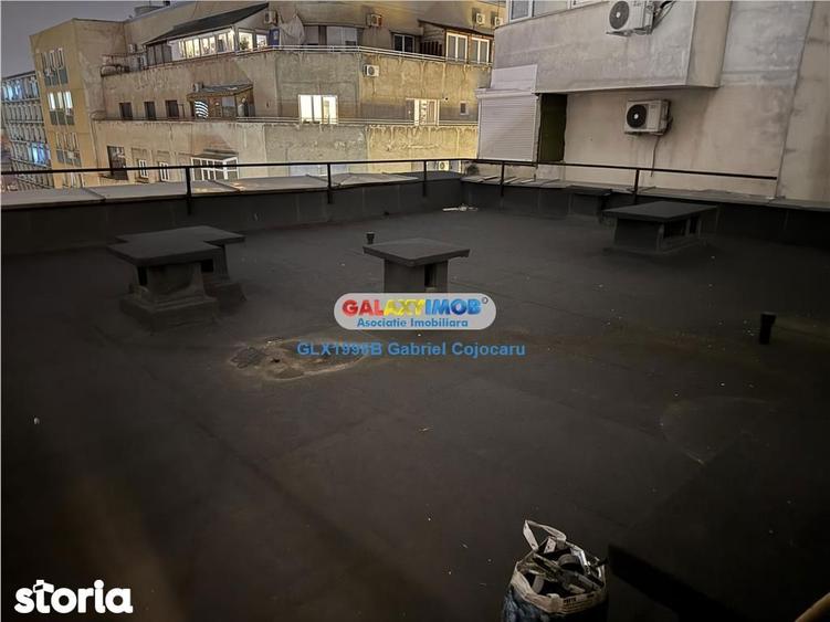 Apartament cu 3 camere decomandat, mobilat în Romană