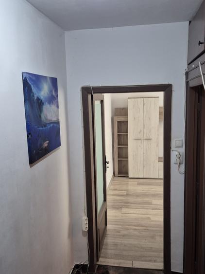 Apartament cu 2 camere semidecomandat în Circumvalațiunii — fotografia 3