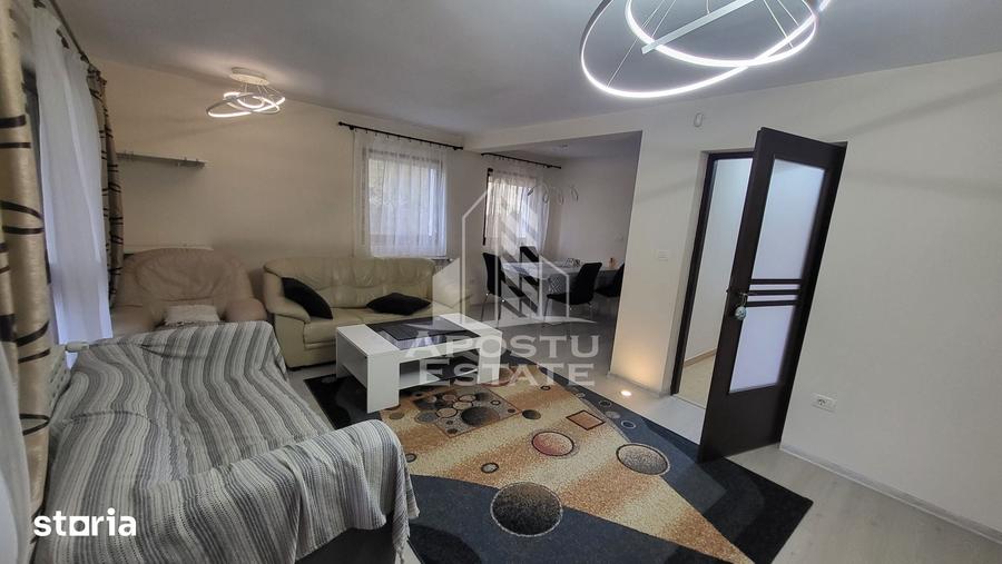 Casă cu 5 camere cu Teren 350 Mp în Dumbrăvița