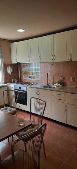 Apartament cu 2 camere semidecomandat în Complex Studențesc